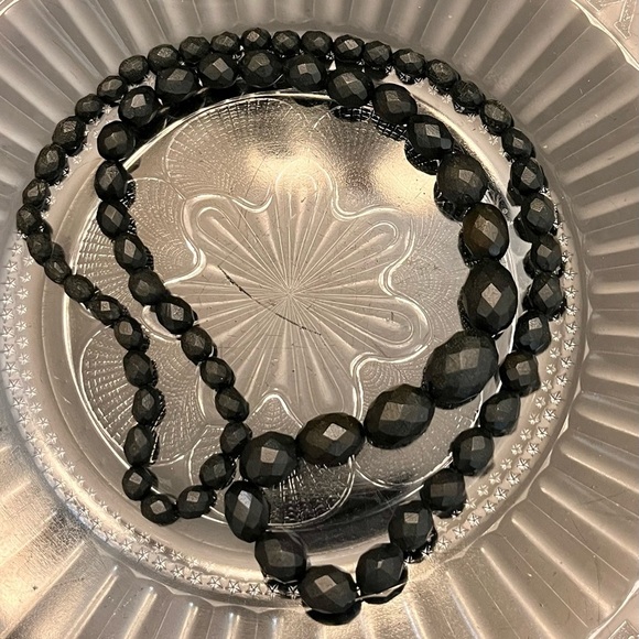 Black Earrings Beaded Popover Necklace Witchy Retro Goth Spider 80s Mobwife VTG - Picture 7 of 16